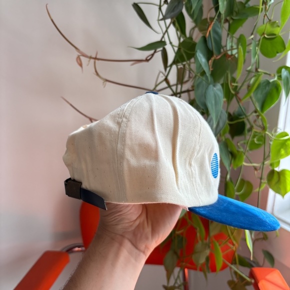 Vintage At&T Canada Dad hat trucker hat embroided telecoms blue white strapback - Picture 6 of 8